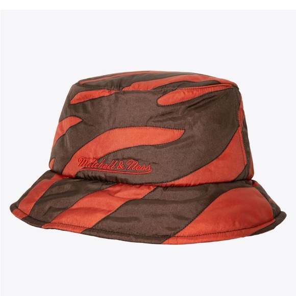 NWT Mitchell & Ness Black Philadelphia 76ers Bucket Hat - Picture 2 of 11